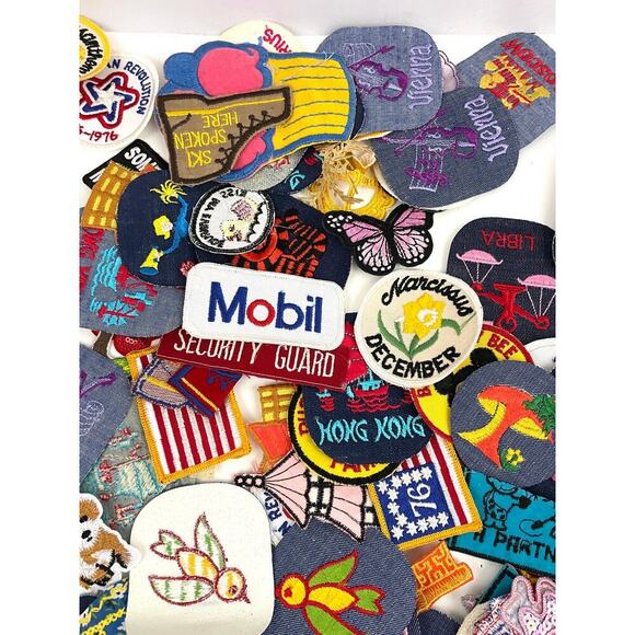 150 PC Assorted Sewing Applique Patches Iron on Sew On NEW Mixed Sequin Crafting - Picture 3 of 16